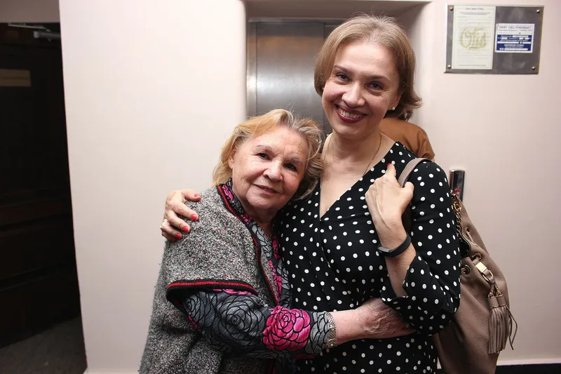 Народная артистка РСФСР Нина Гуляева и Заслуженная артистка России Марина Брусникина