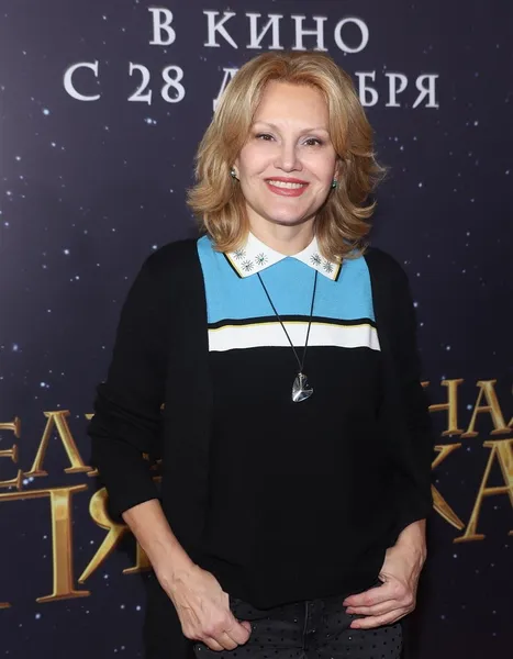 Елена Старостина