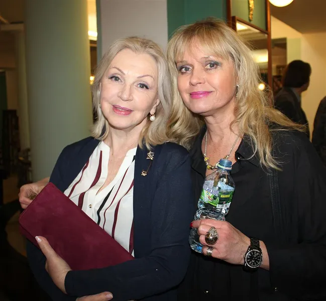 актриса Валентина Титова и актриса Елена Скороходова