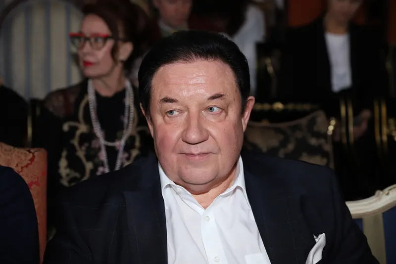 Екатерина Стриженова