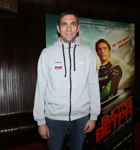 Виталий Петров