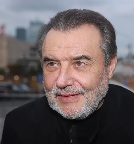 Алексей Учитель
