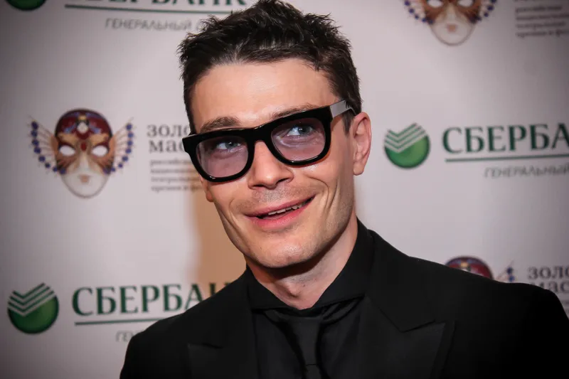 актер Максим Матвеев