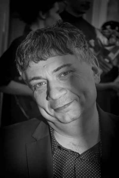 актер Александр Новиков