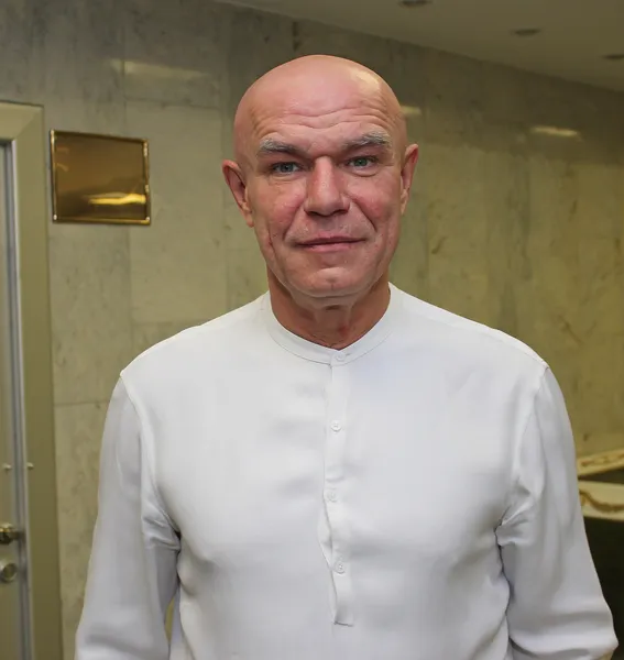 Заслуженный артист России Сергей Мазаев