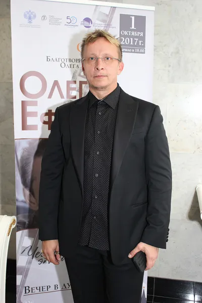 актер, режиссер Иван Олобыстин