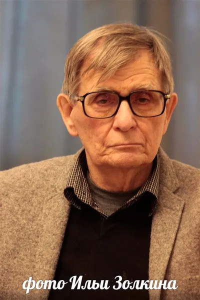 театровед, профессор Алексей Бартошевич
