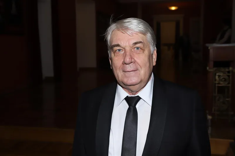 Юрий Шлыков