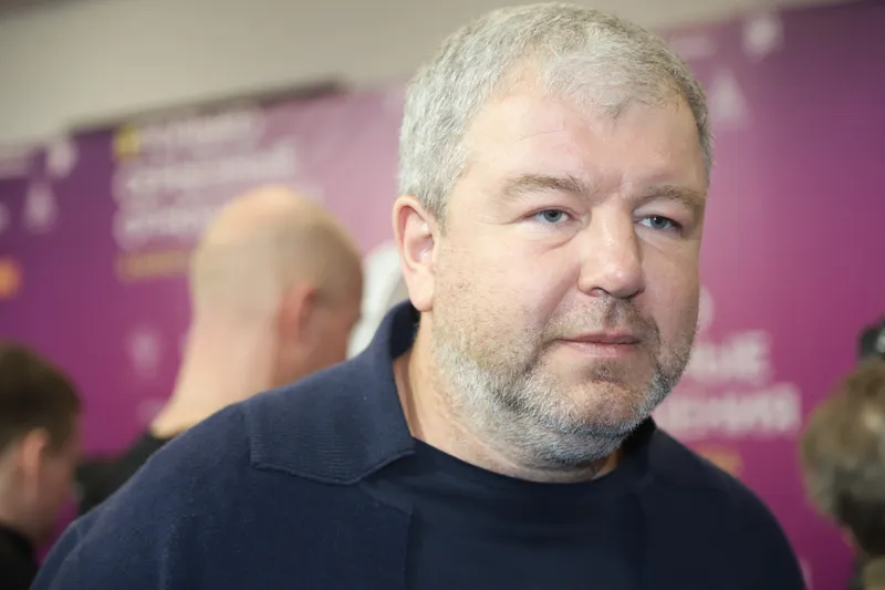 Александр Робак
