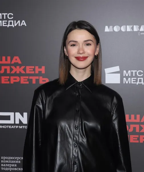 Анна Богомолова