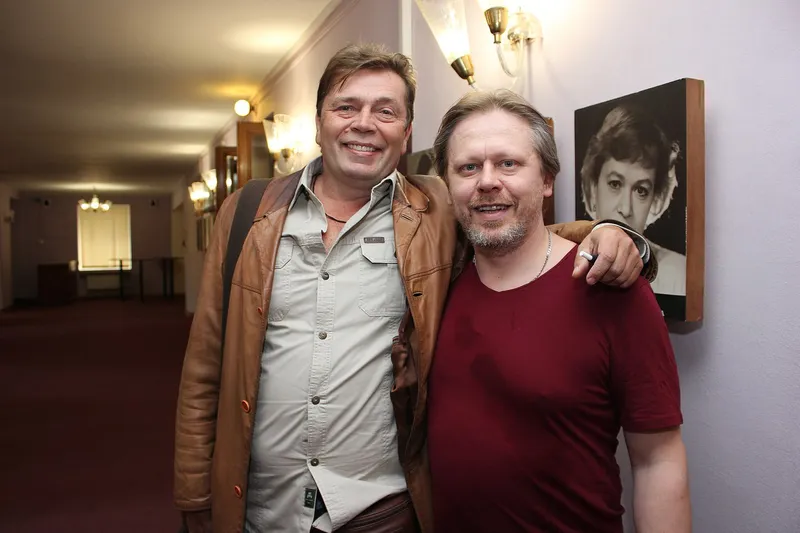 Заслуженный артист России Александр Бобровский и актер Олег Кузнецов