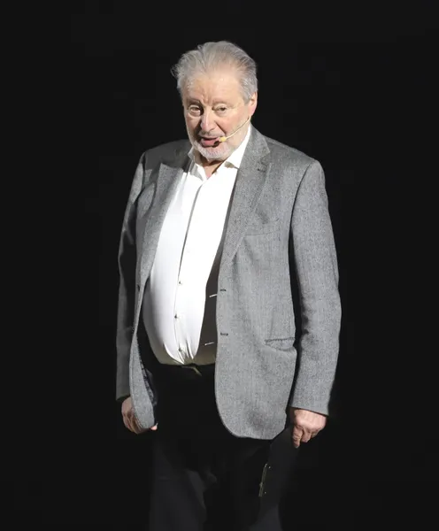 Вениамин Смехов