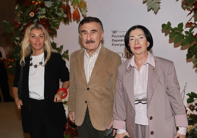 Басиния Шульман, Леонид Каневский с супругой Анной