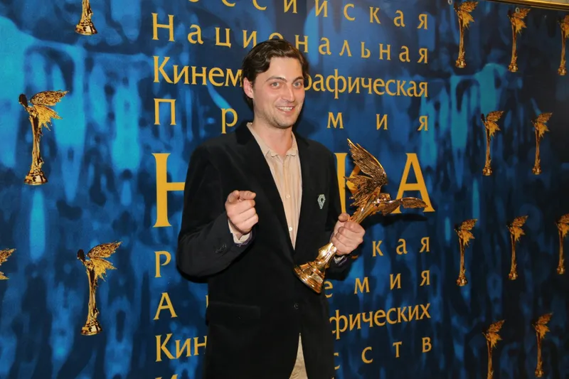актер Иван Колесников