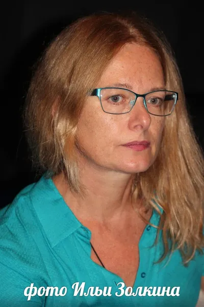 актриса Юлия Силаева