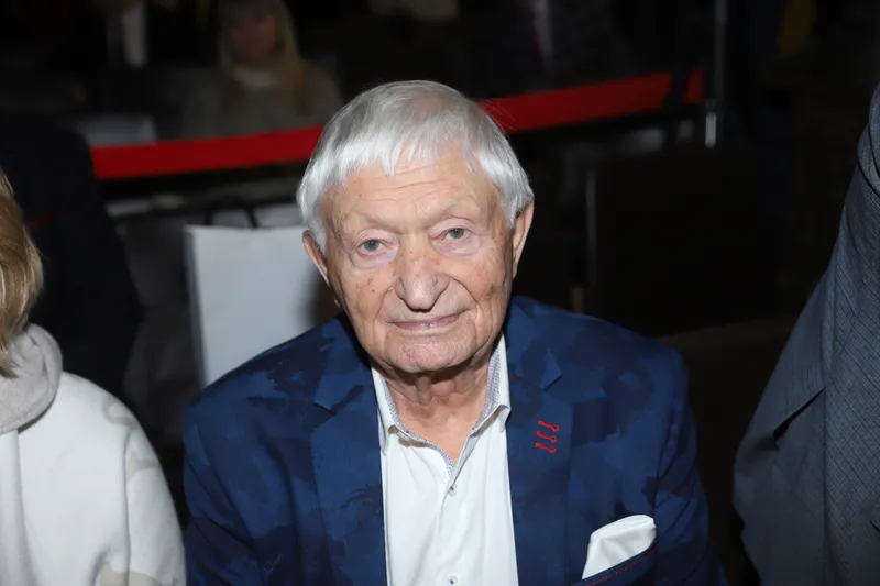 Николай Агутин