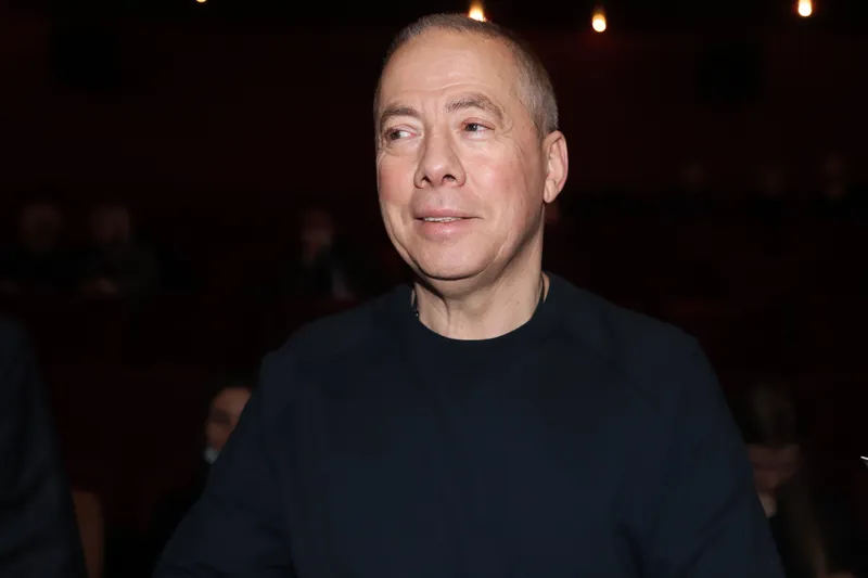 Аркадий Новиков