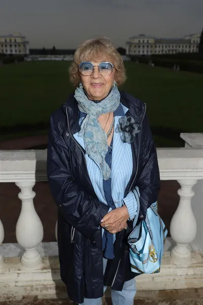 Алла Сурикова