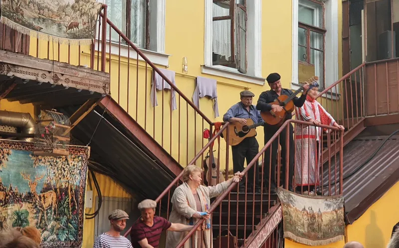 Первое открытие сезона московских театров.