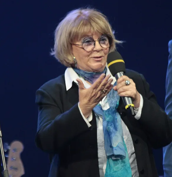 Народная артистка России Алла Сурикова