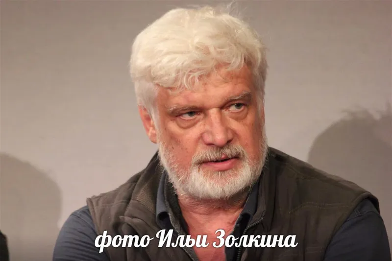 Заслуженный артист России Дмитрий Брусникин