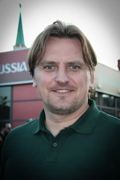 футболист Дмитрий Булыкин