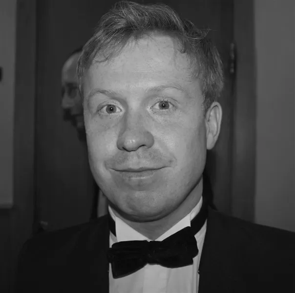 актер Антон Богданов