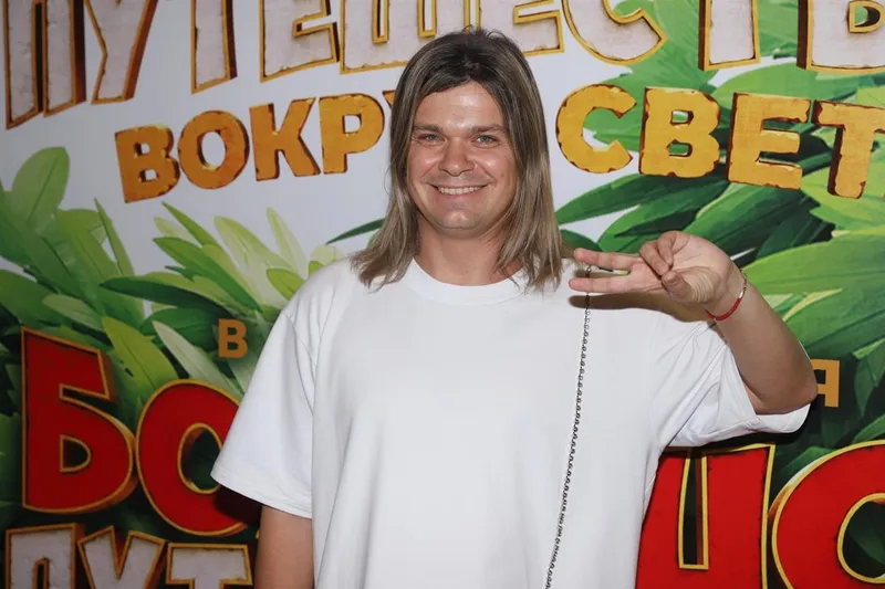Илья Гуров
