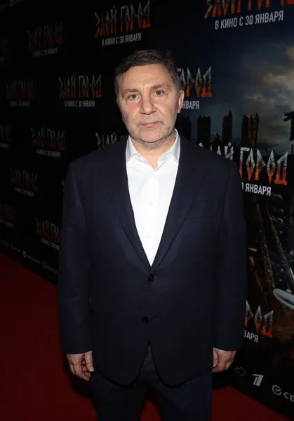 Константин Буслов