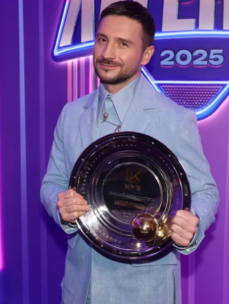 Сергей Лазарев