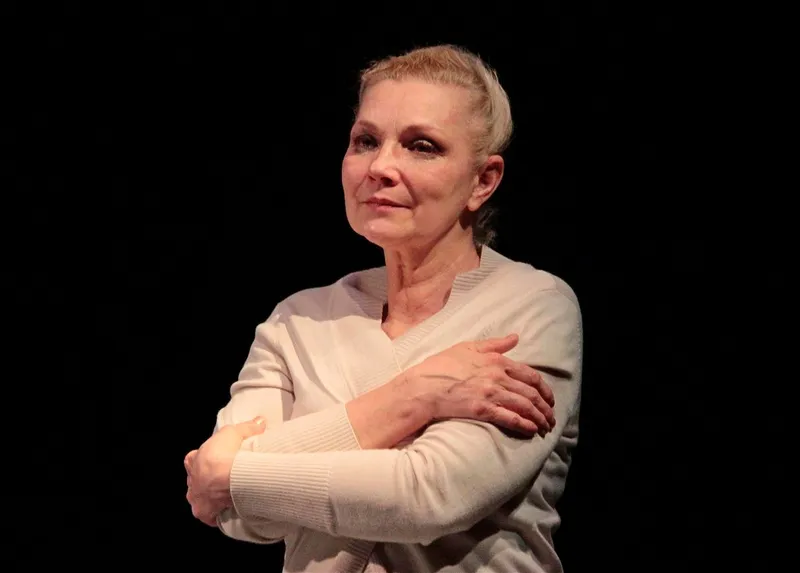 актриса Ирина Новикова в роли Натальи Ивановны
