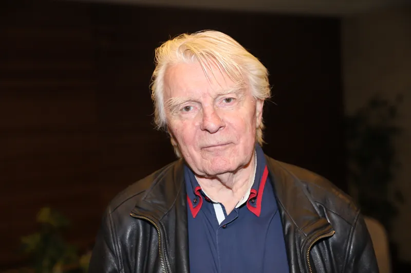 Юрий Назаров
