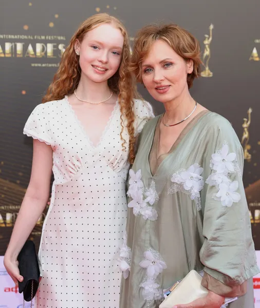 Елена Ксенофонтова с дочерью Софией