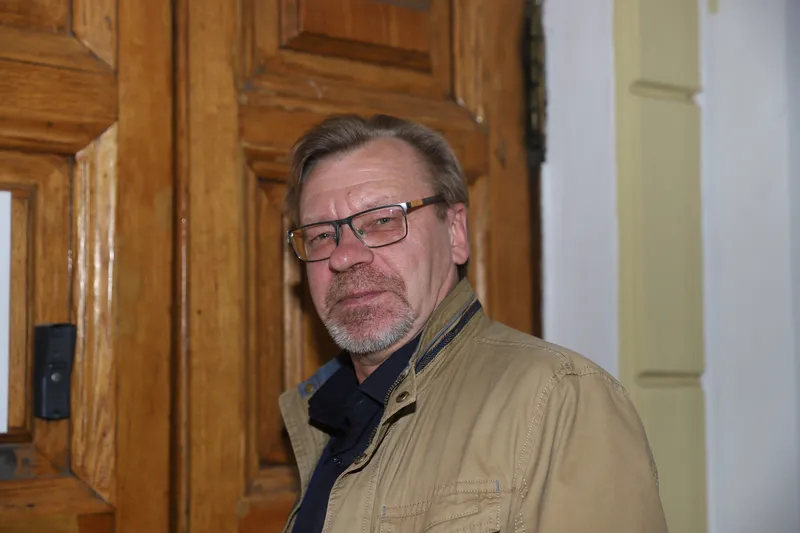 Андрей Новиков