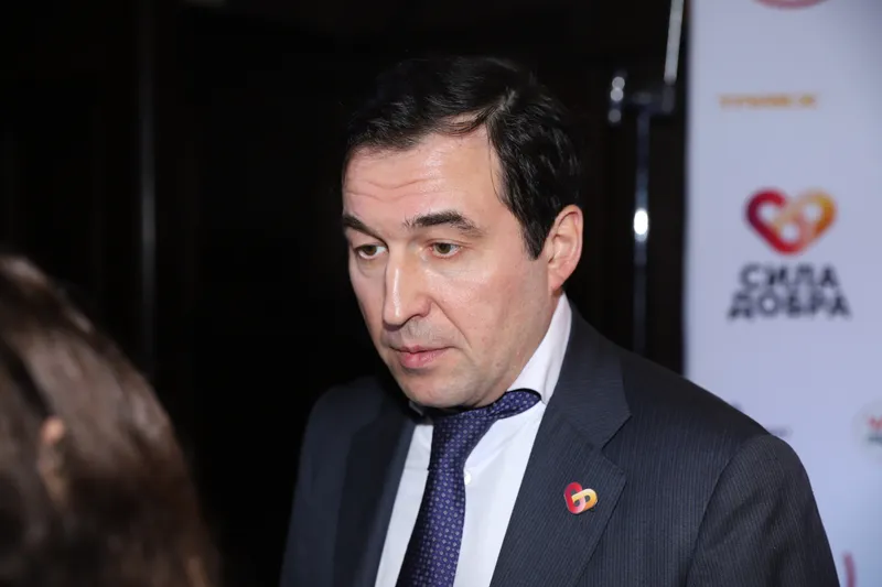 Дмитрий Гусев