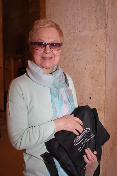 актриса Ольга Сошникова