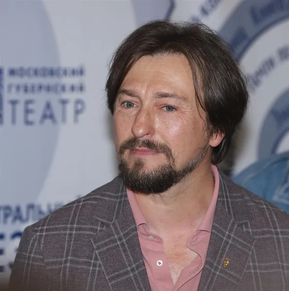 Сергей Безруков