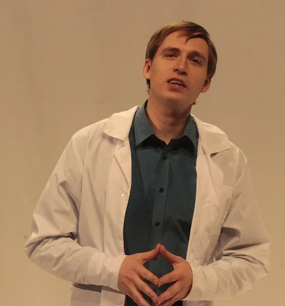 актер Роман Фомин