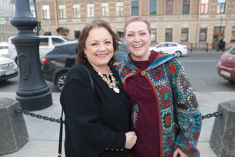 Елена Цыплакова, Хельга Филиппова