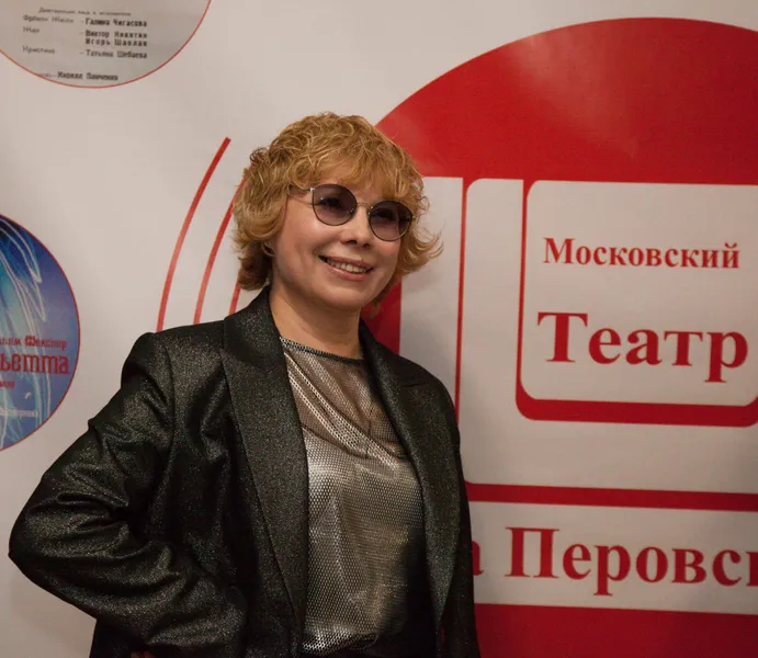 Гульнара Галавинская: «Сон в летнюю ночь» – дерзкая игра Шекспира с временным пространством.
