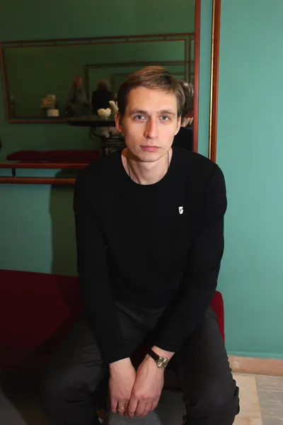 актер Роман Фомин