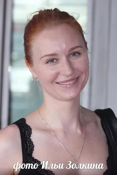 актриса Нина Курпякова