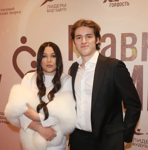 Ирина Дубцова с сыном Артемом
