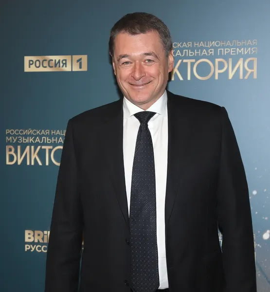 Юрий Костин