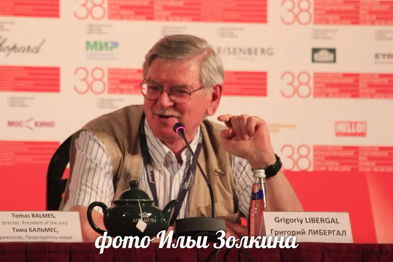 киновед Григорий Либергал-куратор пресс-конференции с членами жюри конкурса Документального кино