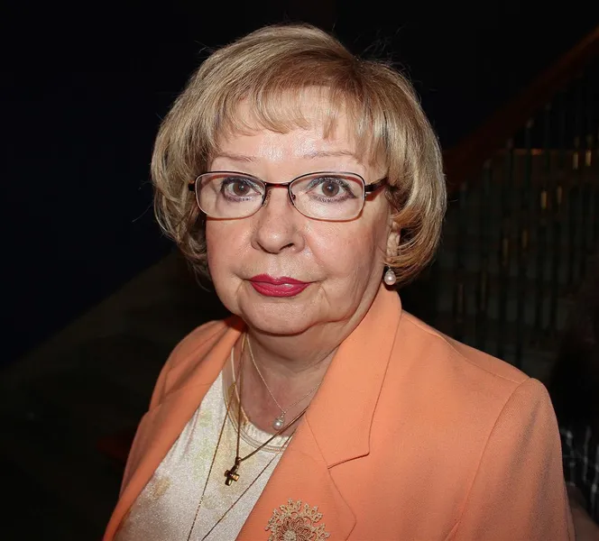 актриса, писатель Екатерина Маркова