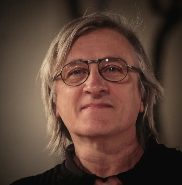режиссер Дмитрий Крымов