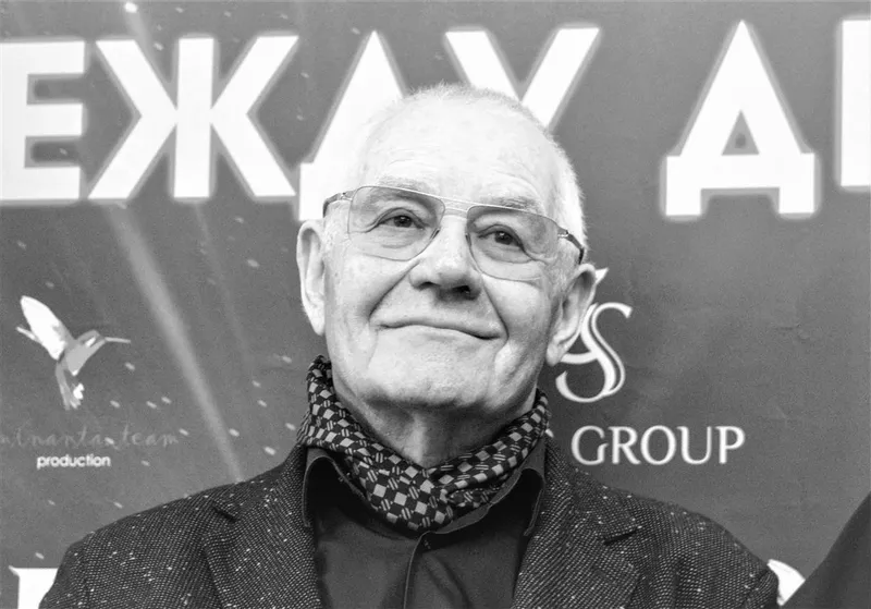 «Между двух миров» - 18 лет между написанием и премьерой.