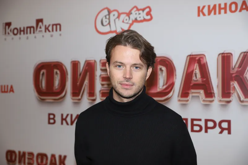 Андрей Миронов
