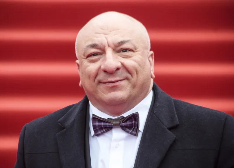 актер Михаил Богдасаров